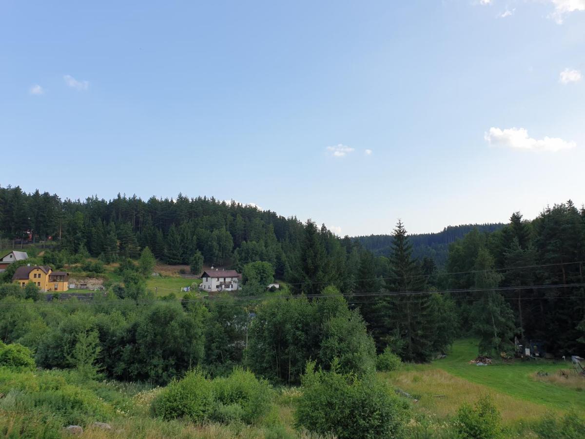 Penzion Lumis Nová Role Kültér fotó